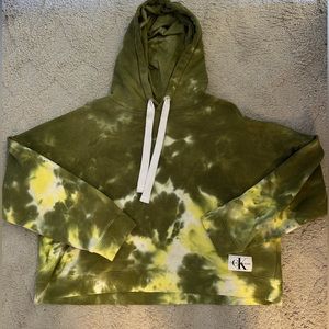 Women’s Calvin Klein Jeans Cropped Sweatshirt, Tie-Dye Green, Size XL
